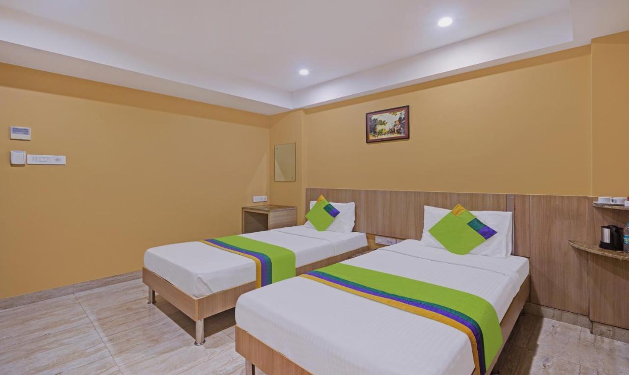 Treebo Fourth Avenue Hotel Madras Buitenkant foto