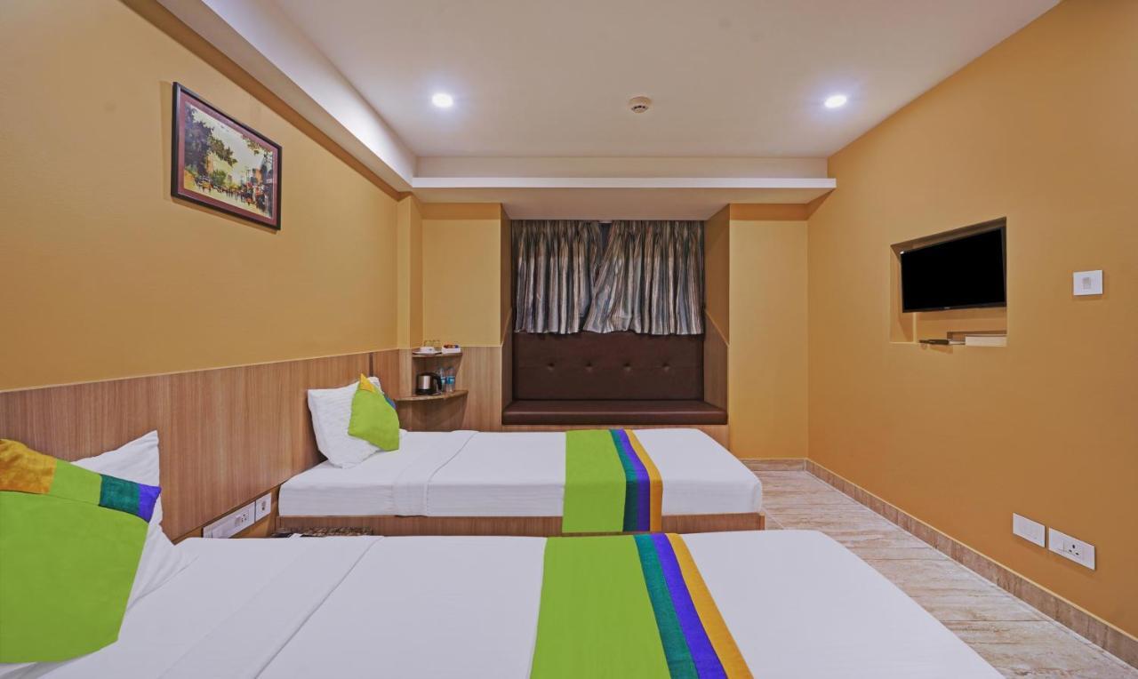 Treebo Fourth Avenue Hotel Madras Buitenkant foto