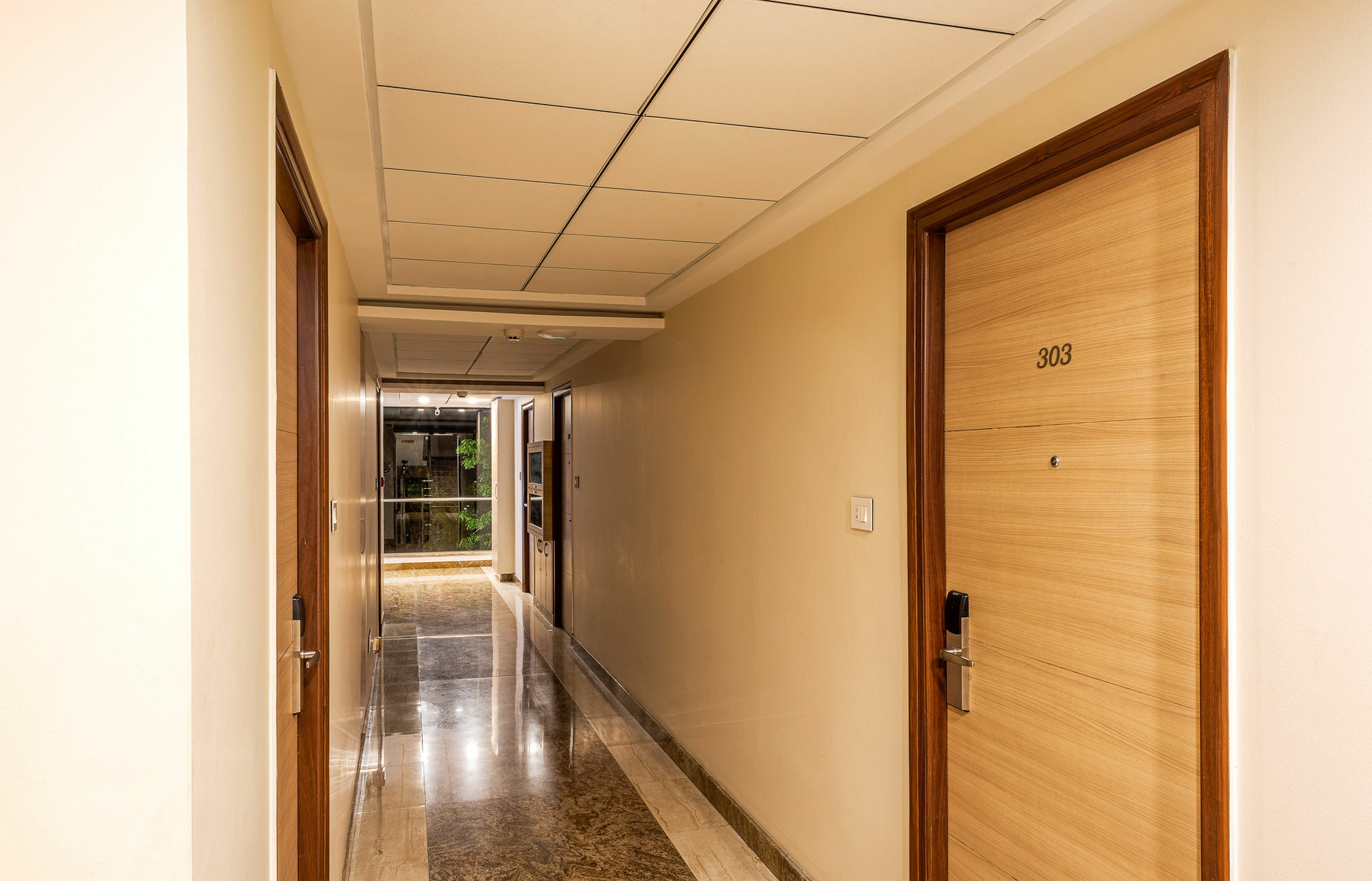 Treebo Fourth Avenue Hotel Madras Buitenkant foto